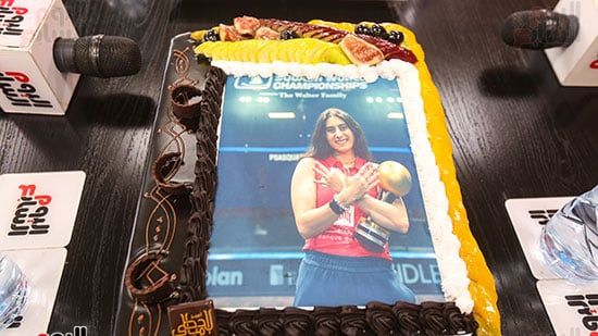 الخليج 365 يكرم نور الشربينى بعد التتويج ببطولة العالم للمرة الثامنة