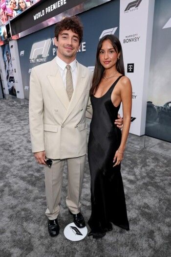 في العرض الأول لفيلم "F1".. السائقون وشريكاتهم ينطلقون بالموضة على المسار السريع