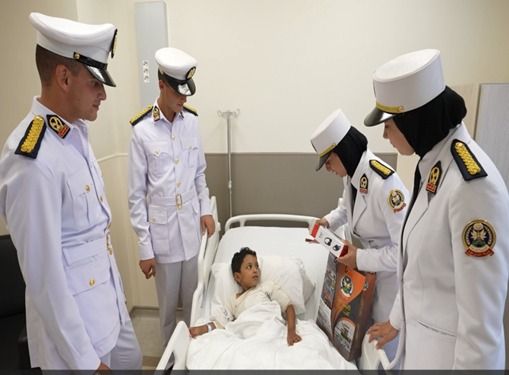 وزارة الداخلية تنظم زيارة لـطلاب أكاديمية الشرطة إلى مستشفى