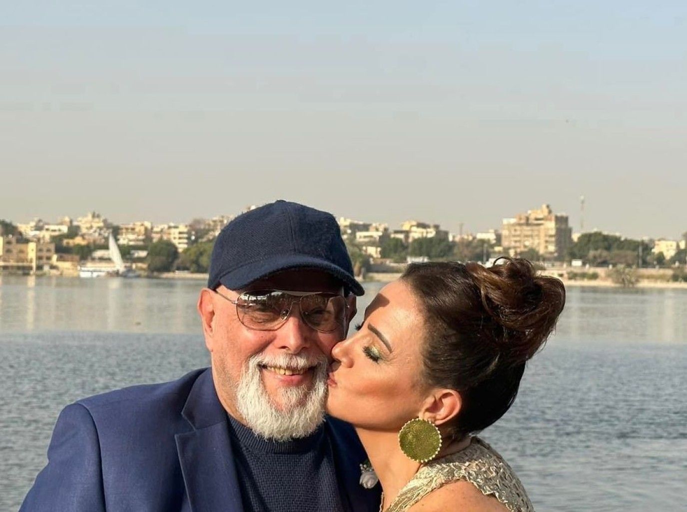 بالتزامن مع يوم الأب: هؤلاء النجوم يعانون من محنة فقدان الأب