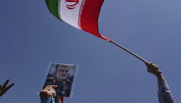 إيران تمنحُ المتعاونِين مع "إسرائيل" فرصةً أخيرةً حتى الغد.. هذا ما سيواجهه إن لم يستجيبوا