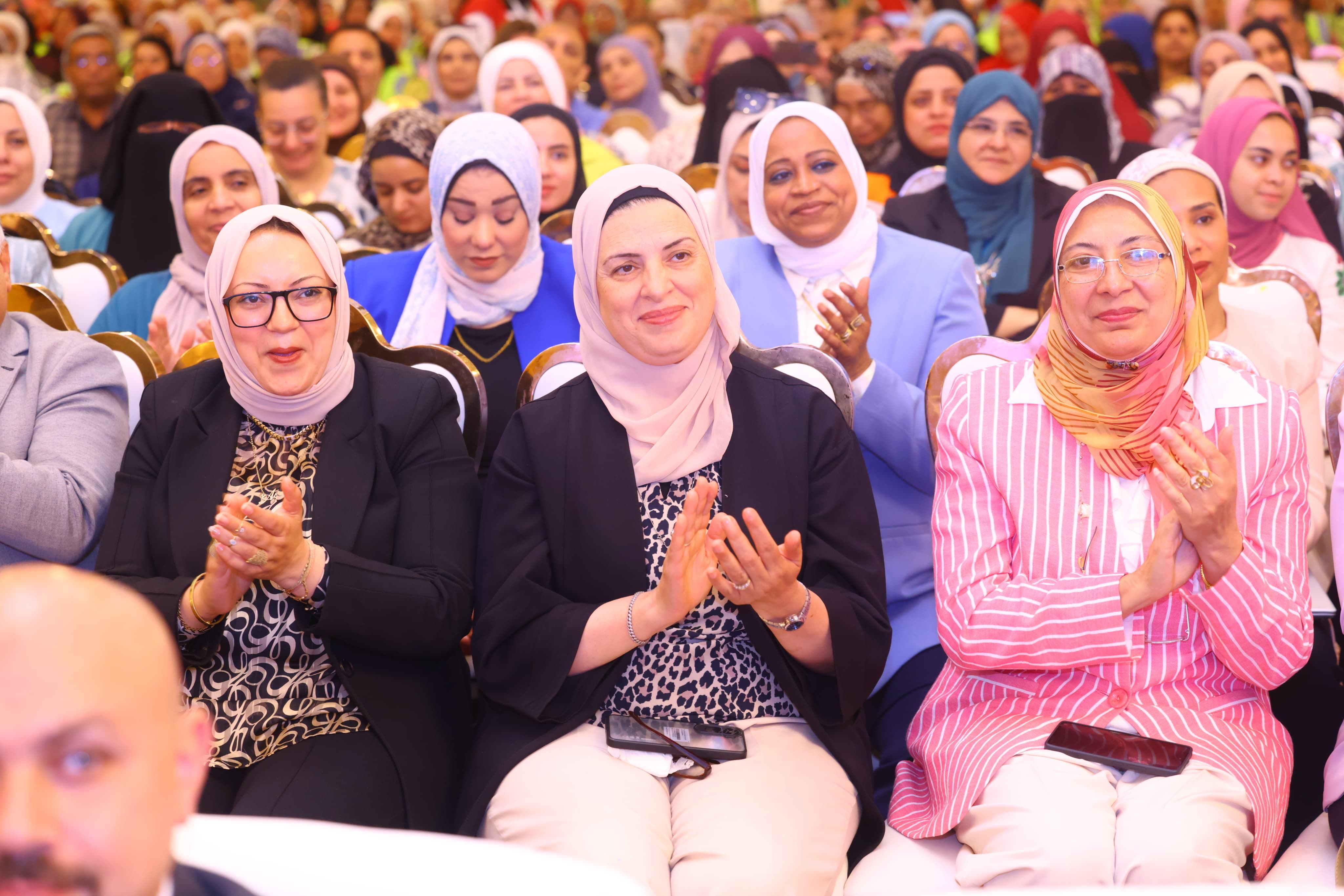 وزيرة التضامن: إنشاء قواعد بيانات دقيقة عن الحضانات لتحقيق مصلحة الأطفال الفضلى