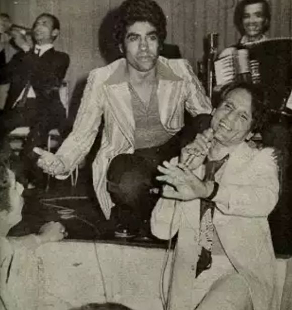 قصة صورة جمعت عبد الحليم حافظ مع أحمد عدوية فى ذكرى العندليب