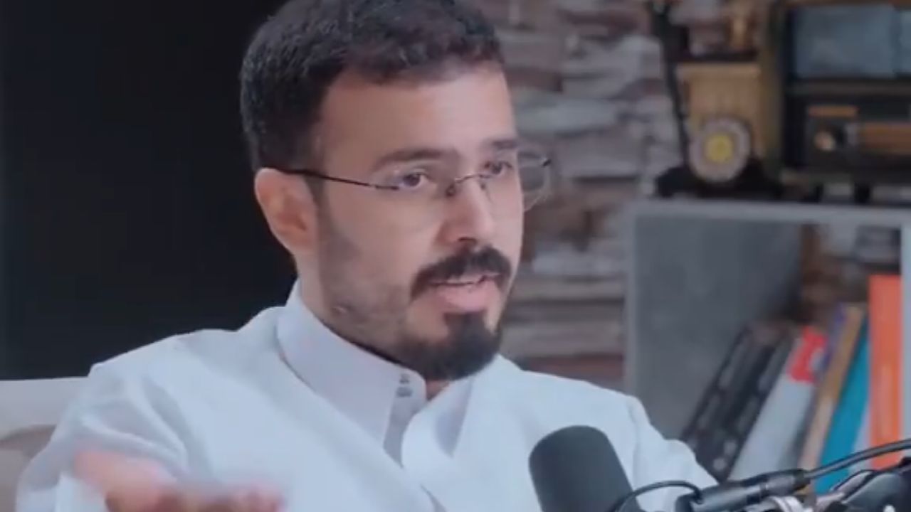 قصة فتاة أوهمت نفسها بحب من طرف واحد ..فيديو