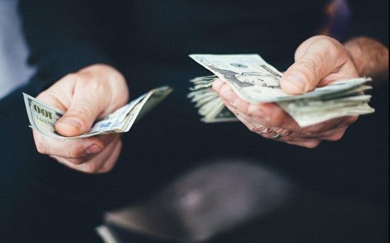 طالع الأبراج: 3 أبراج ما بتتكسفش تتكلم عن وضعها المادى.. برج الجوزاء ممكن يقول بيقبض كام