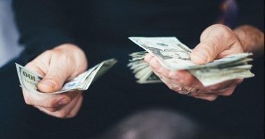 طالع الأبراج: 3 أبراج ما بتتكسفش تتكلم عن وضعها المادى.. برج الجوزاء ممكن يقول بيقبض كام