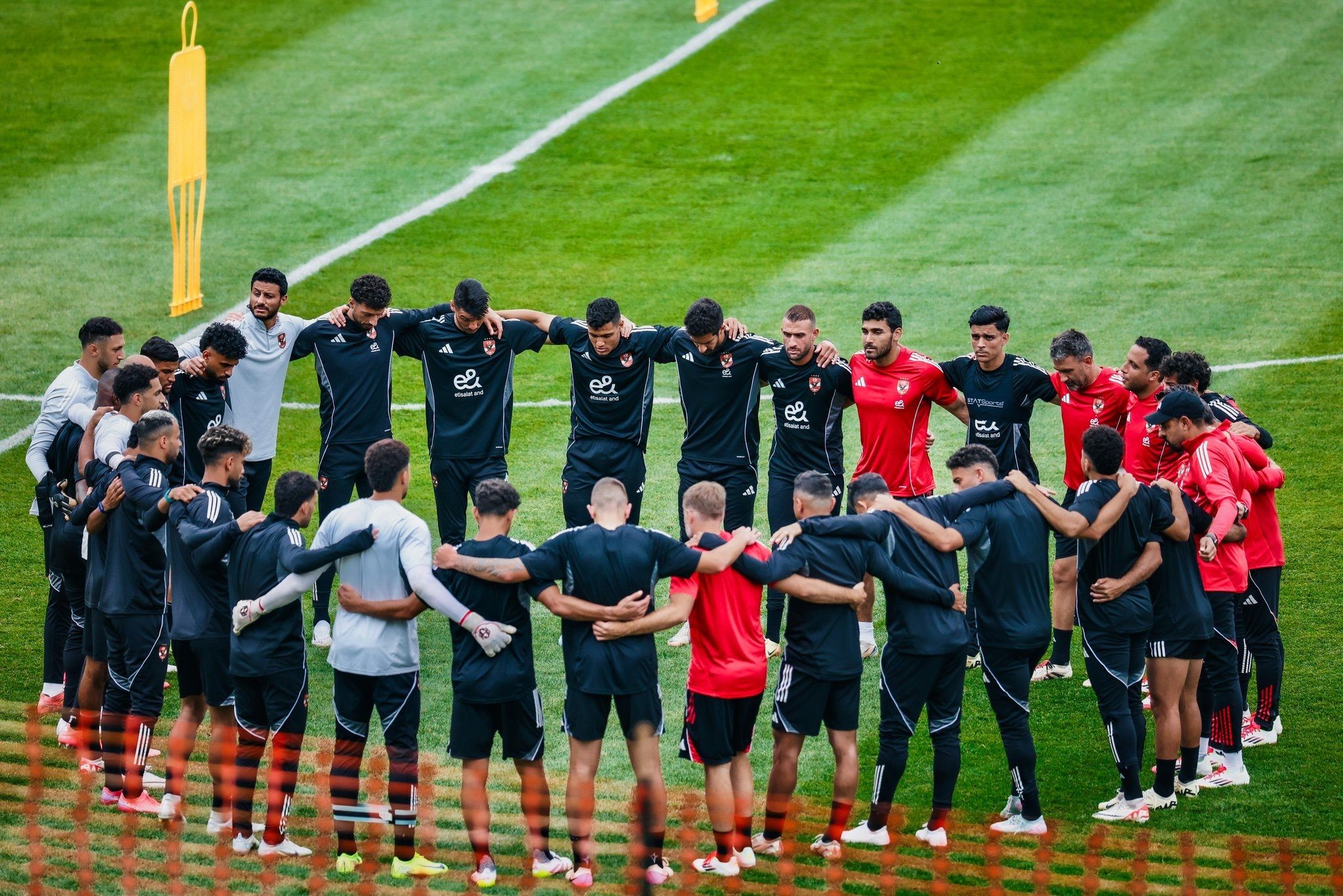 الامارات | الأهلي المصري مهدد بخسائر مالية فادحة.. وإقالة ريبيرو على الأبواب