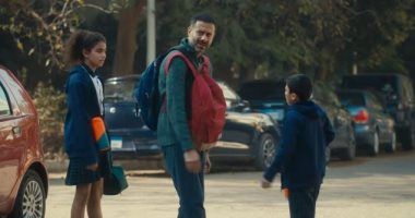 محمد فراج أب أرمل يتولى تربية طفليه في مسلسل كتالوج