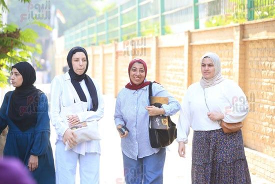 813 ألف طالب بالثانوية العامة يبدأون امتحان اللغة العربية للعام 2025.. صور