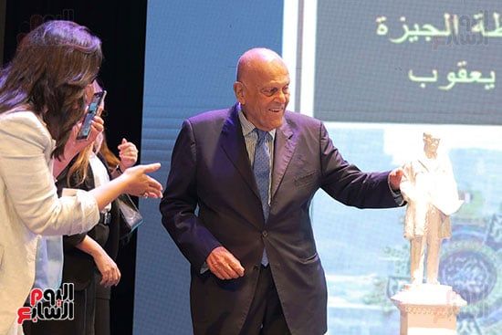 وزير الصحة يشهد حفل الإعلان عن تدشين تمثال السير مجدي يعقوب