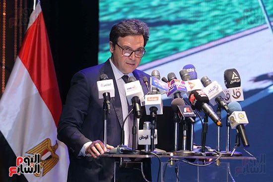 وزير الصحة يشهد حفل الإعلان عن تدشين تمثال السير مجدي يعقوب