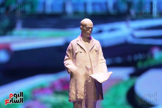 وزير الصحة يشهد حفل الإعلان عن تدشين تمثال السير مجدي يعقوب