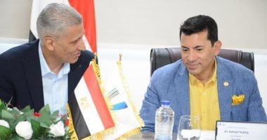 وزير الرياضة يبحث مستجدات العمل بالاتحاد الأفريقي للرياضة الجامعية