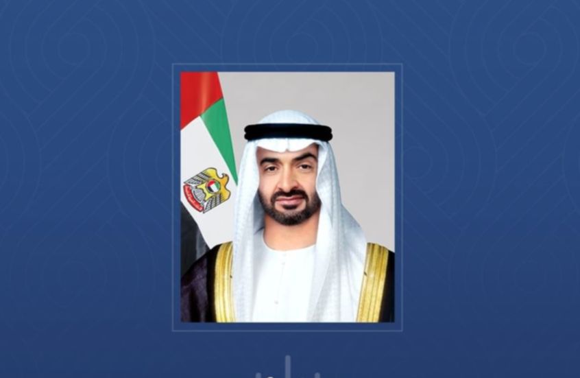 الخليج اليوم .. الرئيس الإماراتي يبحث في اتصال هاتفي مع أميري قطر والكويت وولي عهد السعودية التطورات في المنطقة