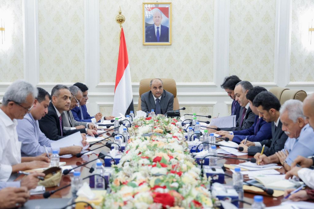 مجلس الطاقة يقر حلولًا إسعافية عاجلة لتوفير وقود الكهرباء بعدن