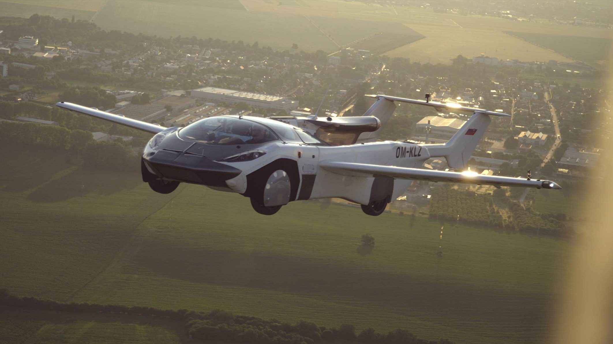 تكنولوجيا: وصلنا المستقبل.. طرح أول سيارة طائرة فى العالم للبيع أوائل 2026 بـ600 ألف دولار