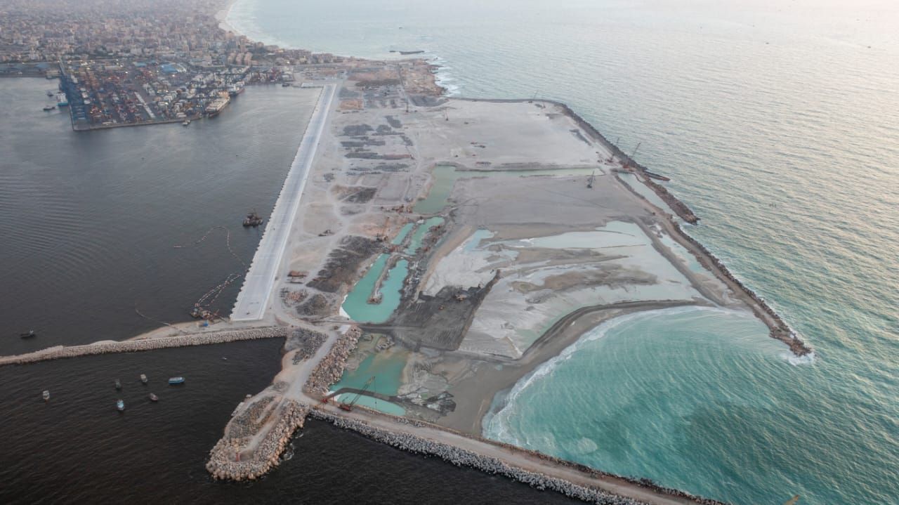 أهم المعلومات عن محطة تحيا مصر 2 بميناء الدخيلة.. صور