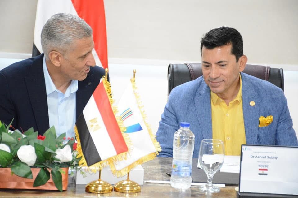 وزير الرياضة يبحث مستجدات العمل بالاتحاد الأفريقي للرياضة الجامعية