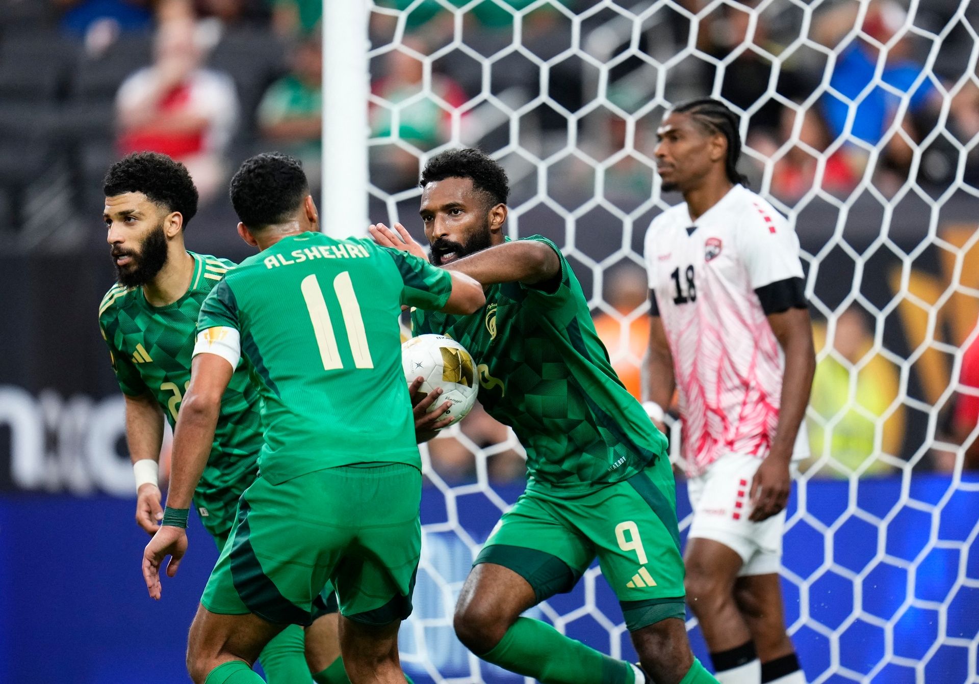 الامارات | الكأس الذهبية.. السعودية إلى ربع النهائي لملاقاة المكسيك