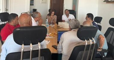 وزيرة البيئة تعلن استئناف برنامج رصد أسماك القرش بالبحر الأحمر بالأقمار الصناعية