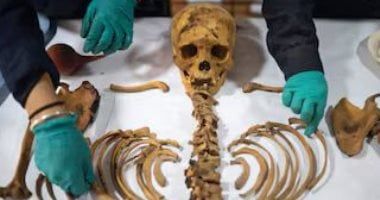 تكنولوجيا: اكتشاف مومياء عمرها ألف عام في ليما أثناء حفر أنابيب الغاز