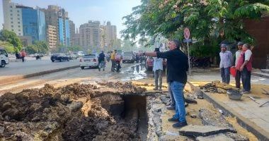 إصلاح كسر ماسورة مياه بشارع جامعة الدول العربية مع شارع سليمان أباظة بالدقى