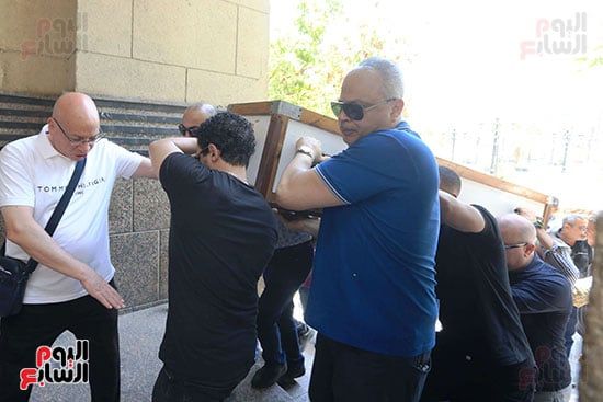 عزاء الكاتب محمد عبد المنعم بمسجد عمر مكرم الخميس