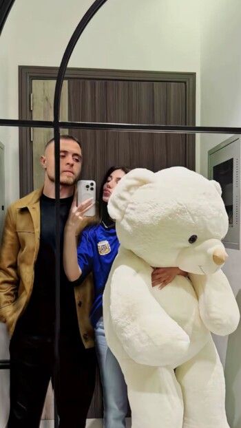 صور رومانسية لـ سيدرا عمارة ورامي حمدان.. فما القصة؟