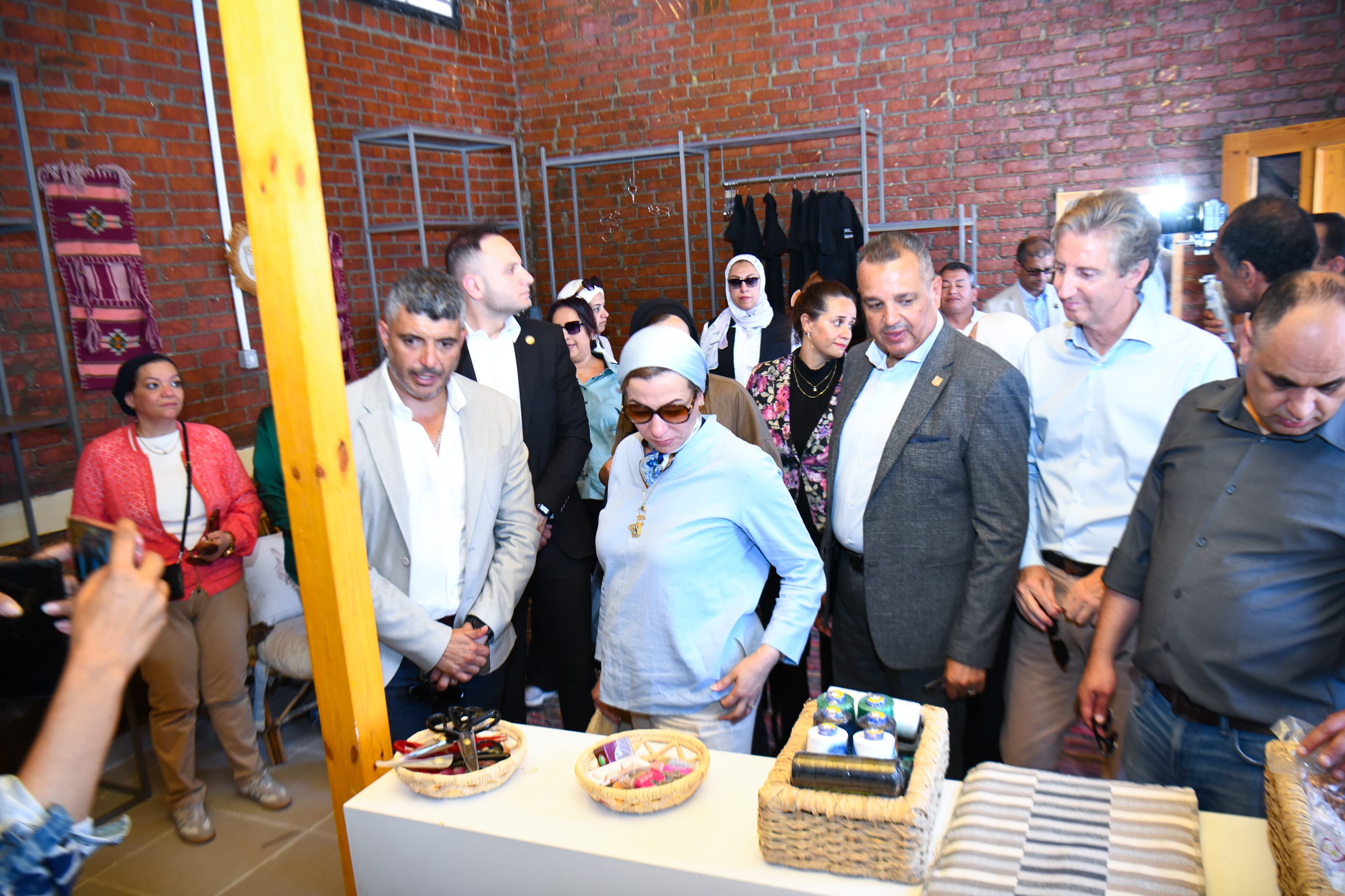 وزيرة البيئة: شرف لى تمثيل مصر والقارة الأفريقية فى مهمتى الجديدة