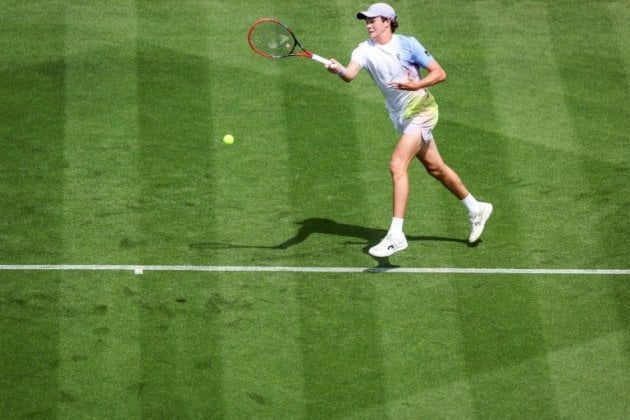 دورة إيستبورن: خروج كاساتكينا حاملة اللقب وجابر وفوز أول لفونسيكا على العشب