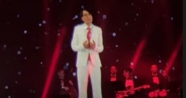 أسرة العندليب تطالب بإقالة مدير مهرجان موازين بعد ظهور حليم بشكل كارتونى