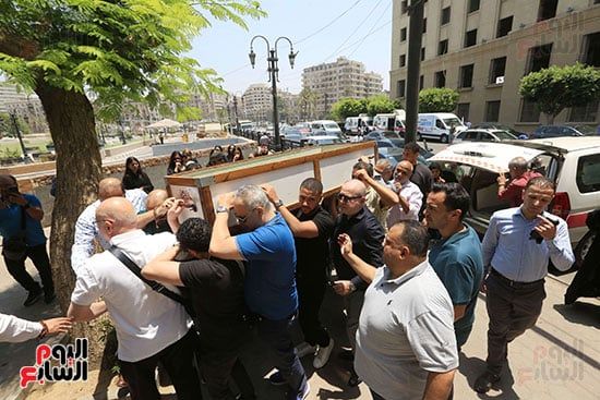 عزاء الكاتب محمد عبد المنعم بمسجد عمر مكرم الخميس