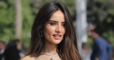 شاهد زينة فى كواليس تصوير أول يوم من مسلسل ورد وشوكولاتة