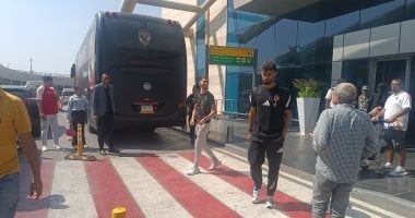 لحظة وصول بعثة الأهلى لمطار القاهرة قادمة من أمريكا بعد انتهاء رحلة المونديال