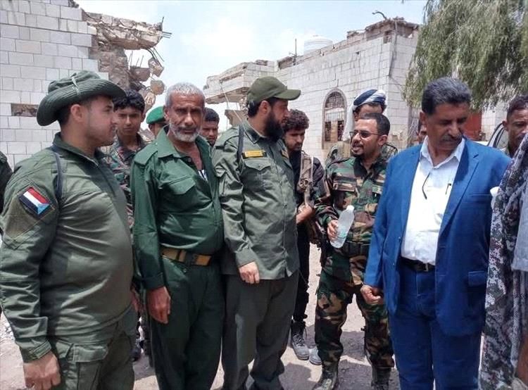 بتوجيهات من النائب أبو زرعة المحرمي...قوات الأمن تسيطر على معسكر القوات الخاصة في لحج