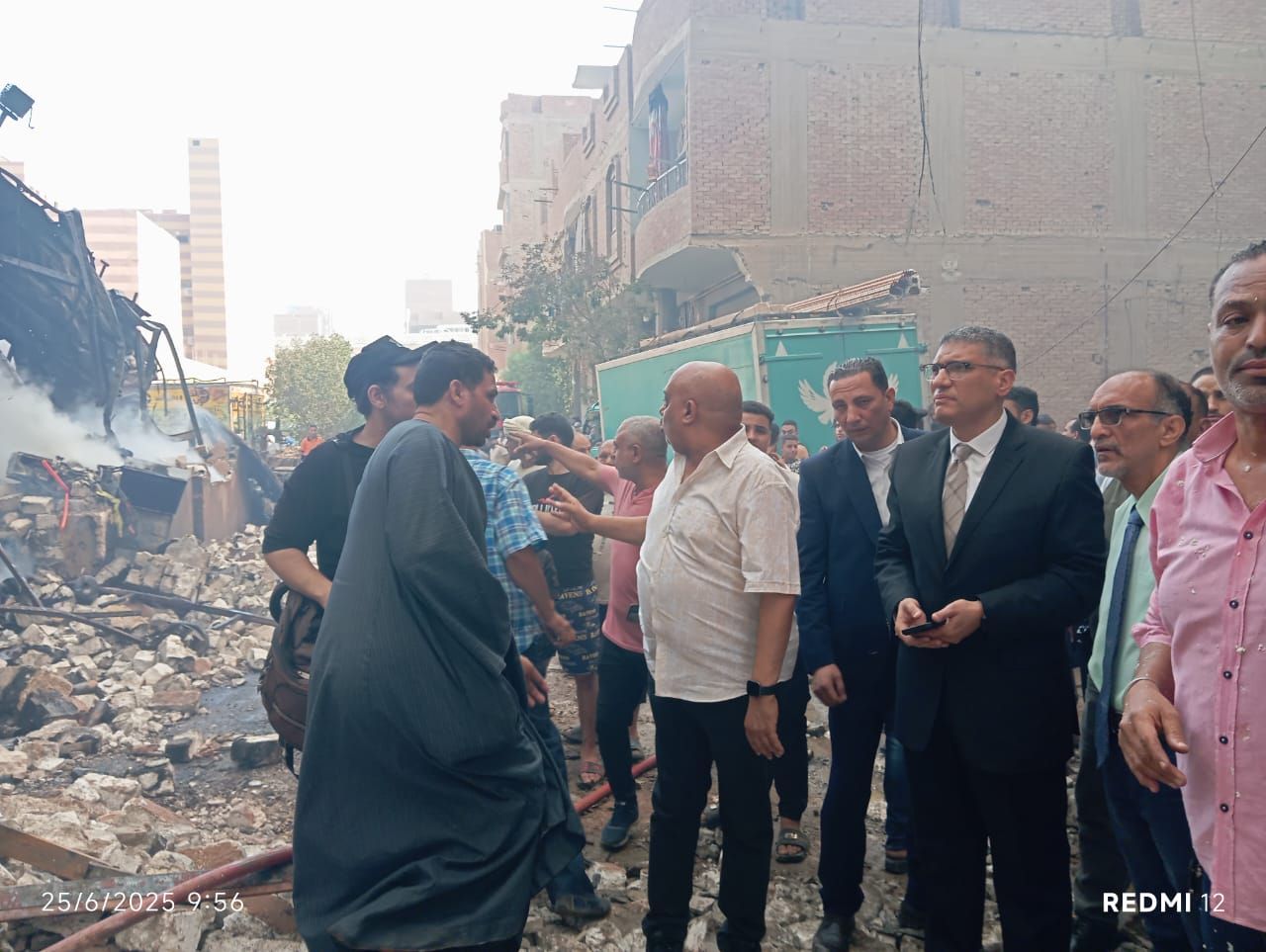 محافظ الجيزة: السيطرة على حريق مخزن البراجيل دون وقوع أى إصابات