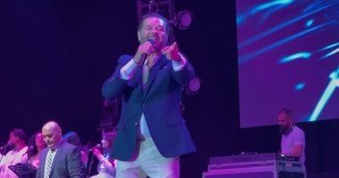 الجمهور يتفاعل ويردد مع راغب علامة "مغرم يا ليل" فى حفله بموازين.. صور