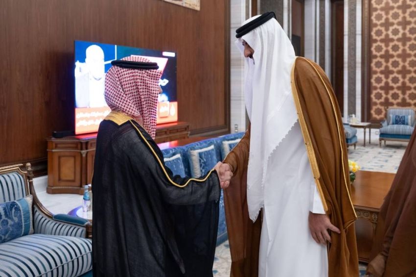 السعودية | أمير دولة قطر يستقبل وزراء خارجية دول مجلس التعاون لدول الخليج العربية