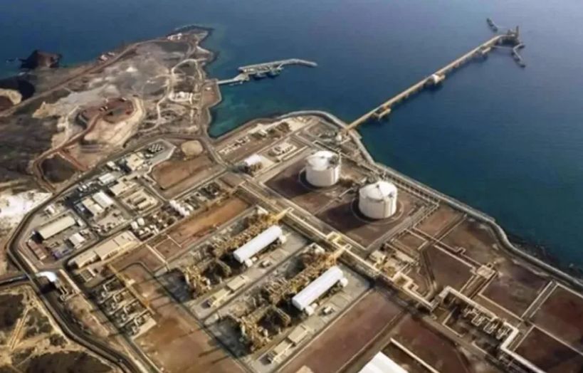 بسبب تهديدات مليشيا الحوثي...الحكومة الشرعية تعتزم إعادة تصدير النفط بعد سنوات على توقفه