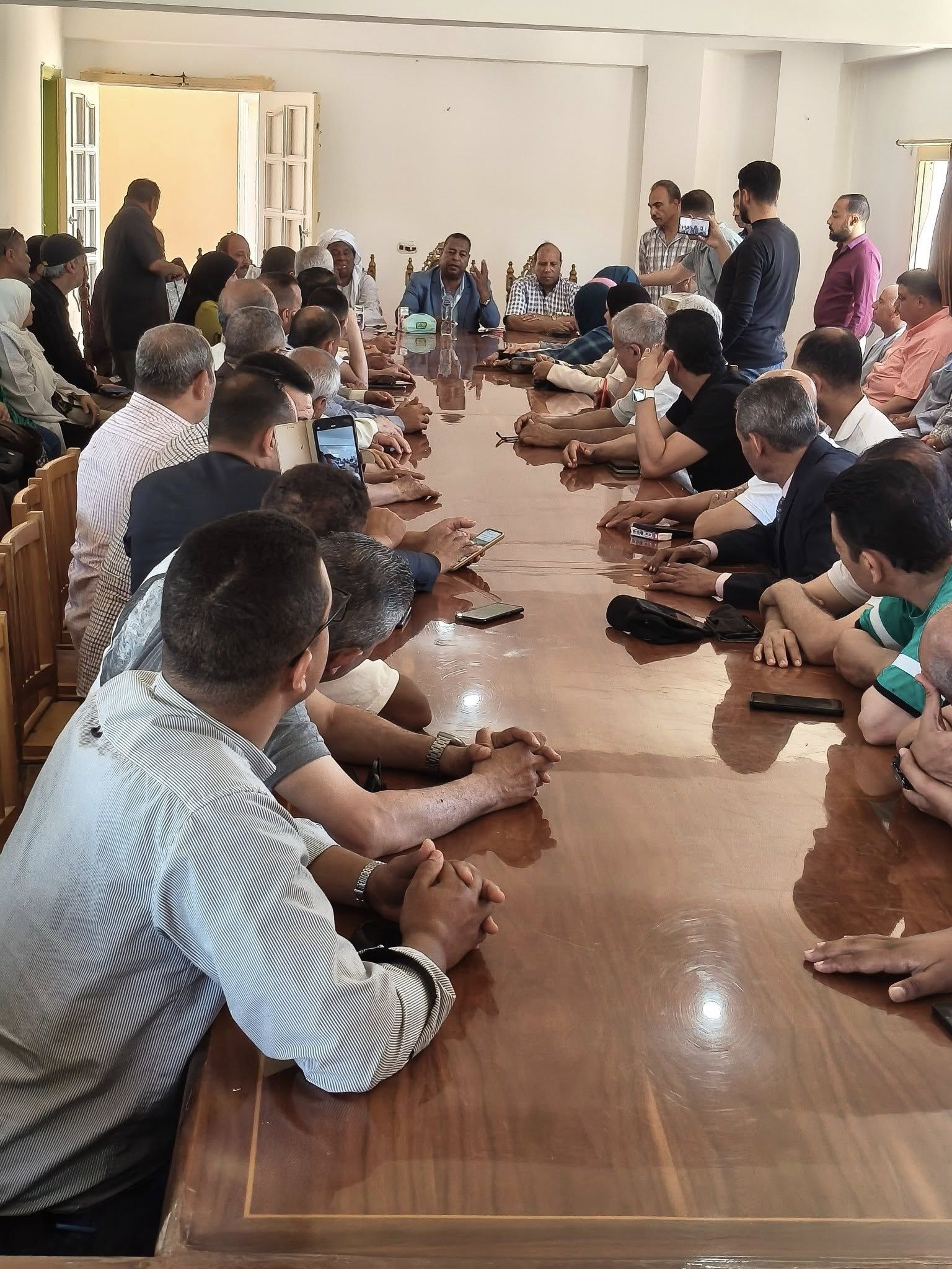 نقيب العاملين بالزراعة يوجه رؤساء اللجان النقابية بضرورة تحديث بيانات الجمعيات العمومية