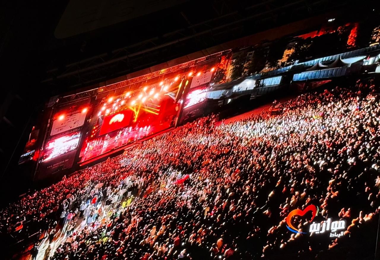 الجمهور يتفاعل ويردد مع راغب علامة "مغرم يا ليل" فى حفله بموازين.. صور