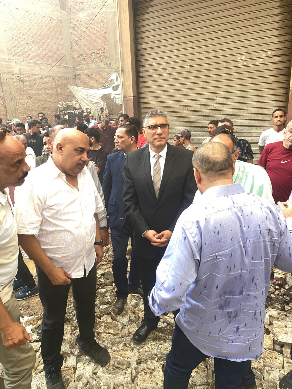 محافظ الجيزة: السيطرة على حريق مخزن البراجيل دون وقوع أى إصابات