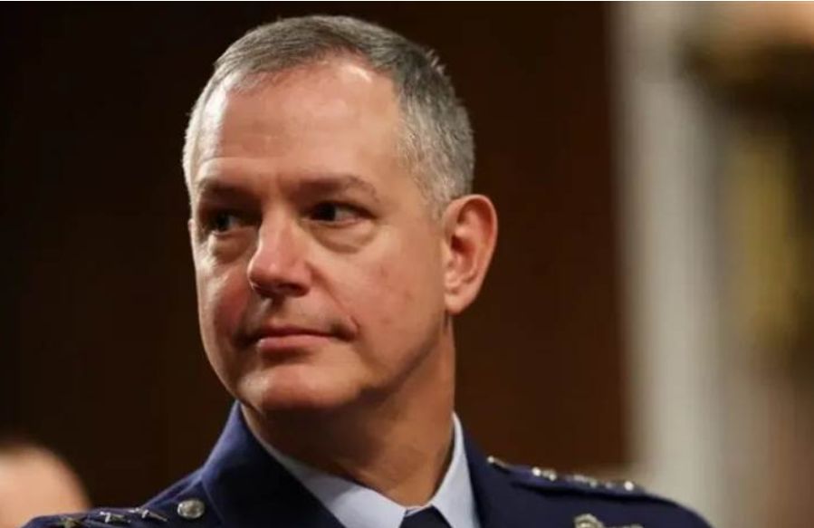 ماذا يحاك لليمن ؟ يعد تهديد وزير الدفاع الإسرائيلي ...أميركا تحذر من تهديد حوثي طويل الأمد