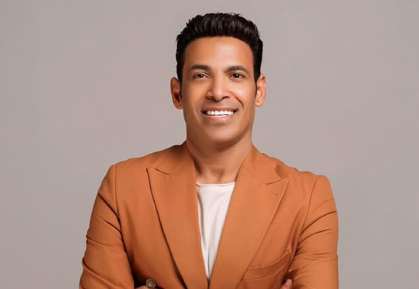 سعد الصغير يحتفل بتخرج ابنته من الجامعة