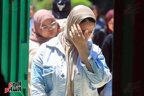 طلاب الثانوية العامة أدبى فى الجيزة: امتحان التاريخ فى مستوى الطالب المتوسط