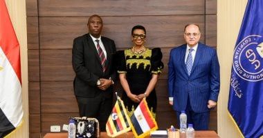 رئيس هيئة الدواء ووزيرة الصحة الأوغندية يبحثان التعاون فى التصنيع والرقابة