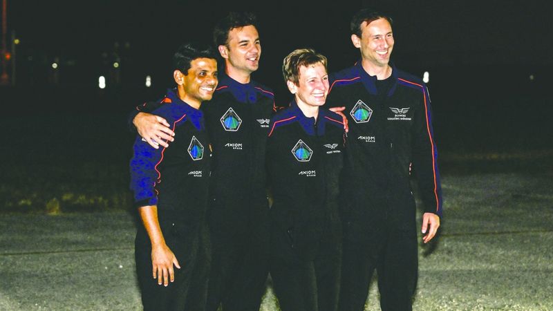 الامارات | انطلاق رحلة فضاء خاصة.. التذكرة بـ 65 مليون دولار