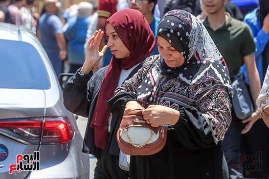 صعوبة فى امتحان الفيزياء للثانوية العامة وسهولة التاريخ