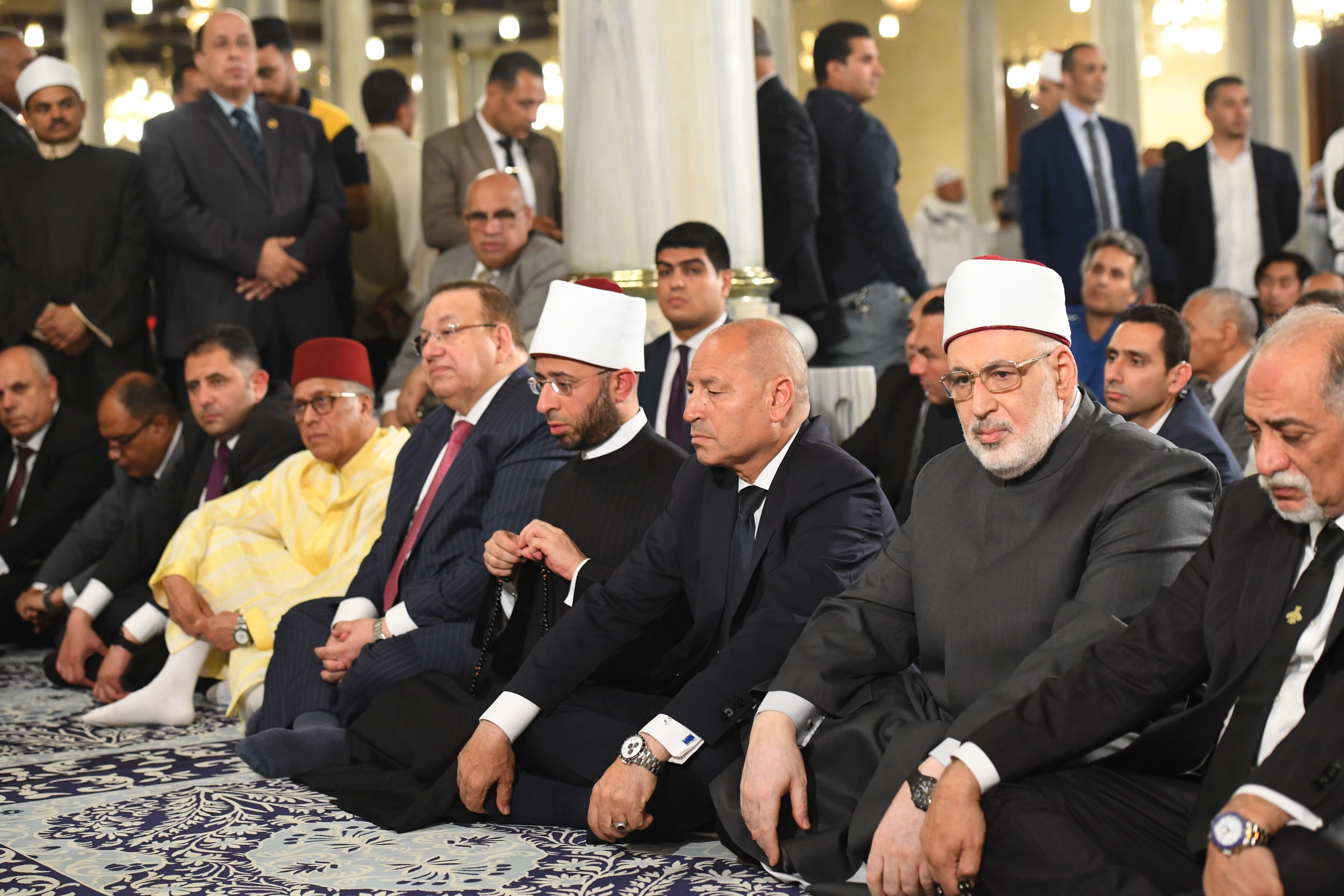 وزير الأوقاف يشهد احتفال الوزارة بالعام الهجرى الجديد بمسجد الإمام الحسين