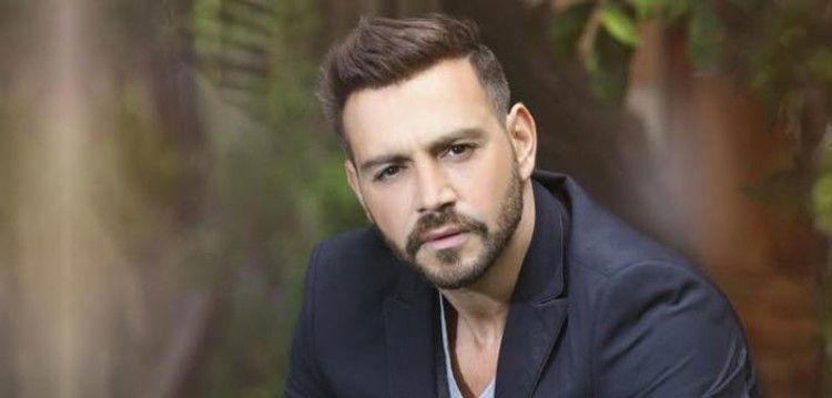 فرقة كورال أون تقدم أغنية إيوان بطريقة مميزة